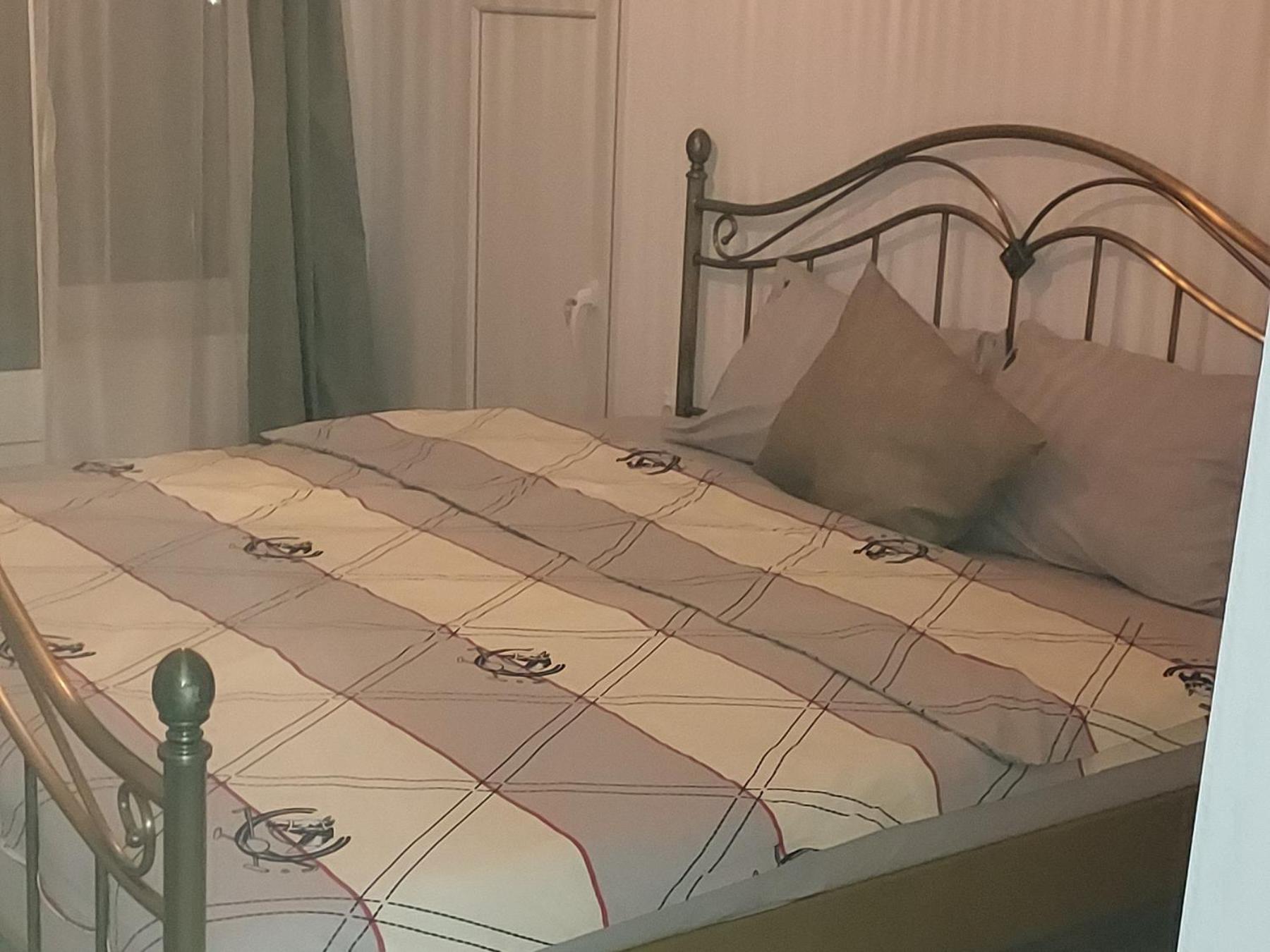 Tina Guest House Basarabi Buitenkant foto